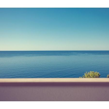 Condo With A Breathtaking View Dubrovnik Bagian luar foto