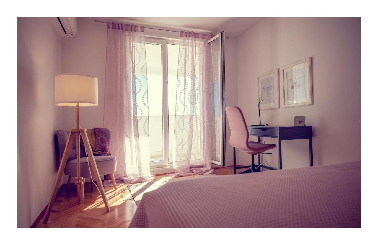 Condo With A Breathtaking View Dubrovnik Bagian luar foto